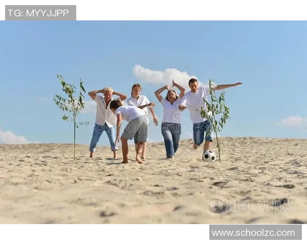 足球明星的幸福家庭生活揭秘老婆孩子温馨瞬间大公开 足球明星的幸福家庭生活揭秘老婆孩子温馨瞬间大公开